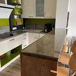 Διαμέρισμα Penthouse Mit Balkon In Zentraler Lage In *
