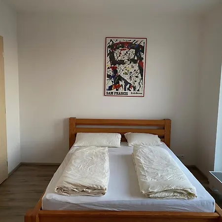 Апартаменты Penthouse Mit Balkon In Zentraler Lage In