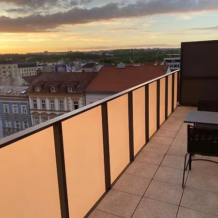 Penthouse Mit Balkon In Zentraler Lage In * Plzen