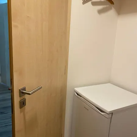 Penthouse Mit Balkon In Zentraler Lage In *