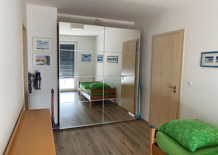 Apartment Penthouse Mit Balkon In Zentraler Lage In *