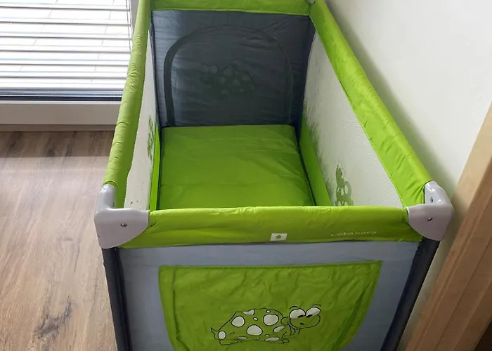 Penthouse Mit Balkon In Zentraler Lage In Apartment *