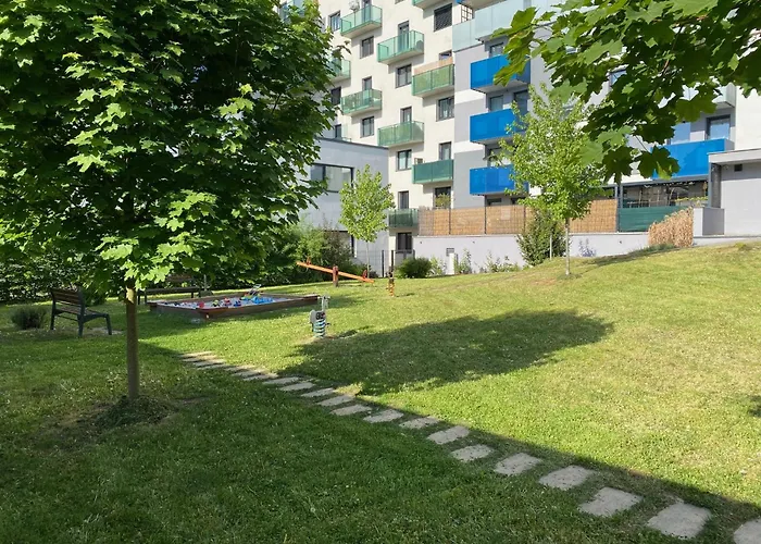 Apartman Penthouse Mit Balkon In Zentraler Lage In Plzeň